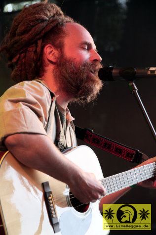 Uwe Banton (D) and The House Of Riddim Band 16. Reggae Jam Festival - Bersenbrueck 31. Juli 2010 (10).JPG